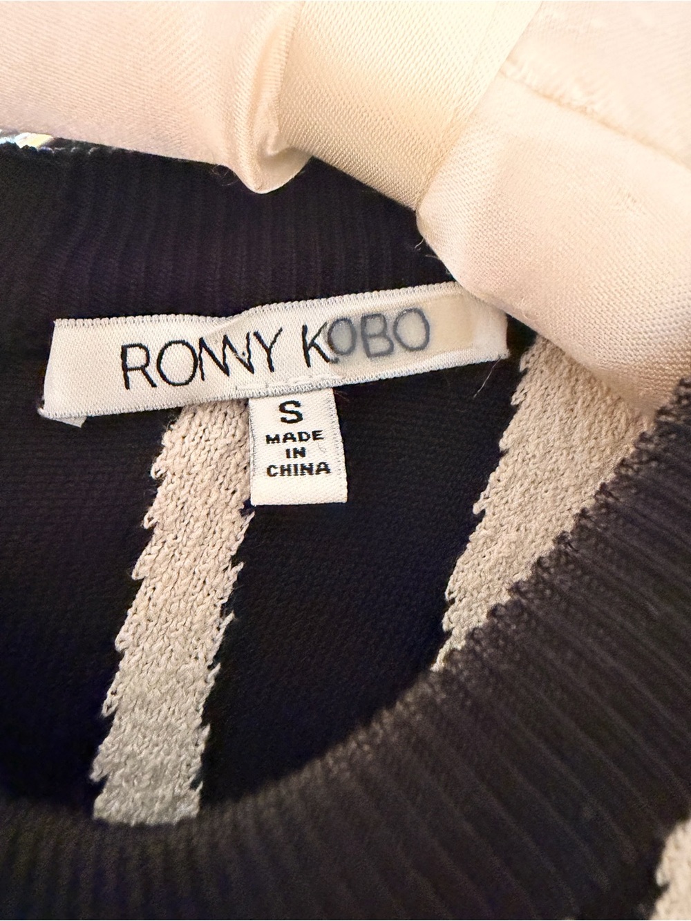 Ronny Kobo Black & Cream Graphic Midi Dress - Picture 3 of 5